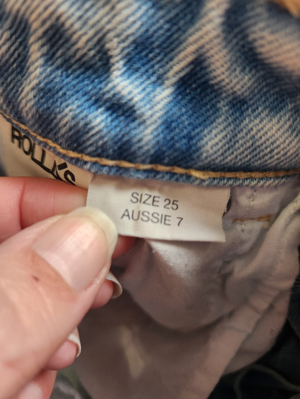 Rolla's Dusters High Rise Slim Jeans G'Day Mate Light Wash Size 25 Mom Jean EUC - Picture 7 of 9